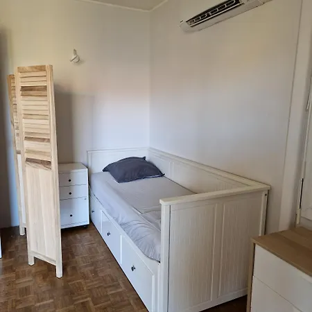 Villa Location Bord De Mer, De 6-8 Personnes - Jardin *